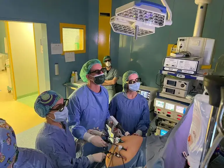 img/echipa-medicala/echipa-operatie.jpg.webp